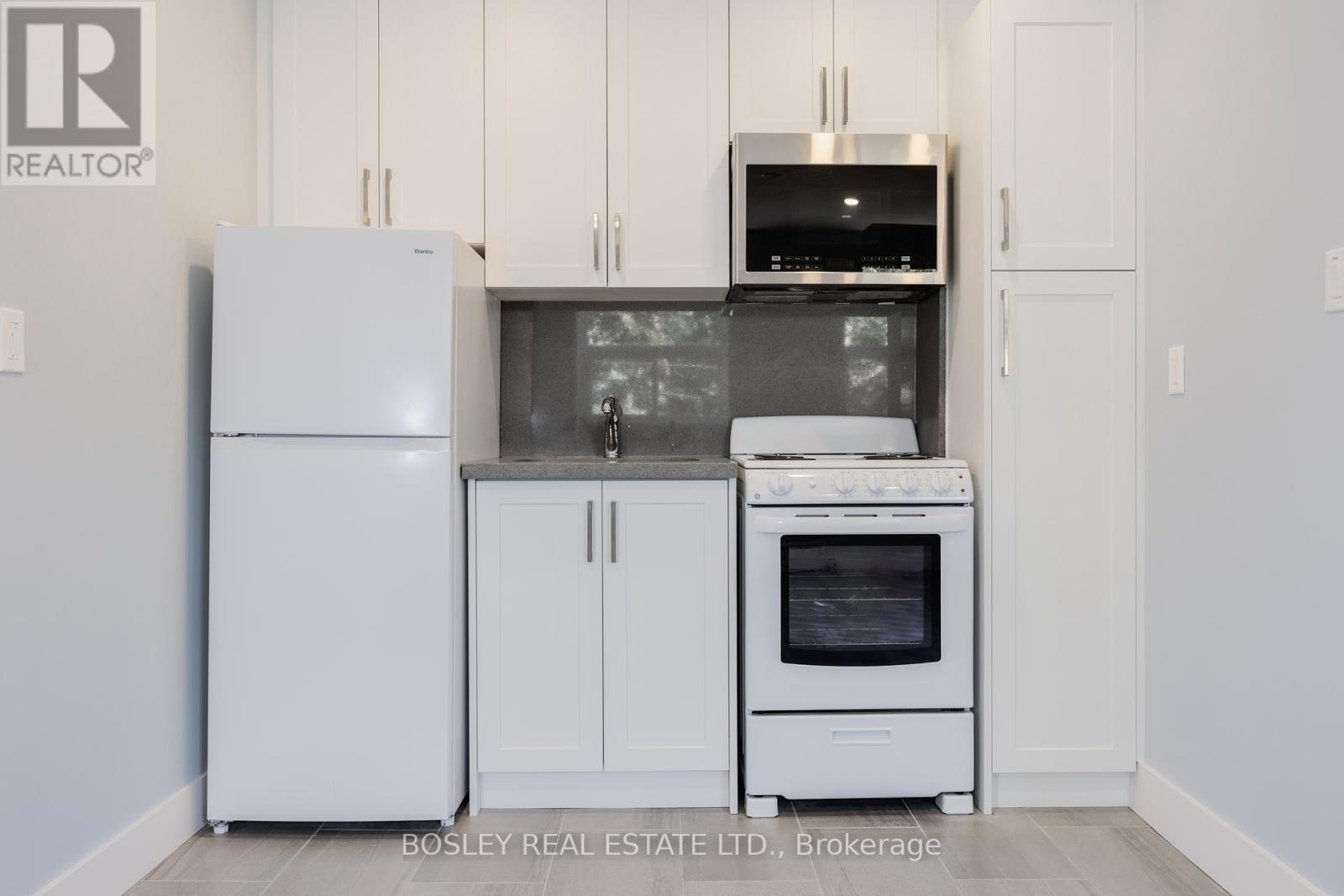 5 - 856 Kingston Road, Toronto, Ontario  M4E 1S3 - Photo 4 - E12450572