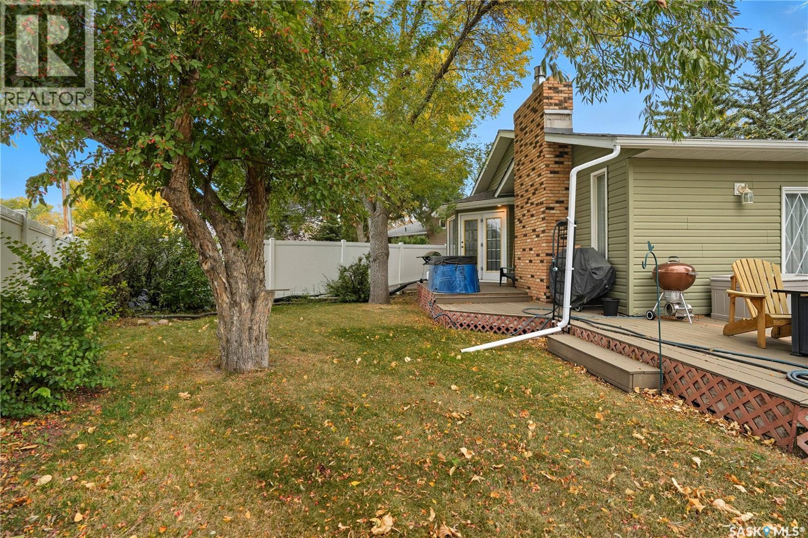 301 5th Avenue, Avonlea, Saskatchewan  S0H 0C0 - Photo 36 - SK020292