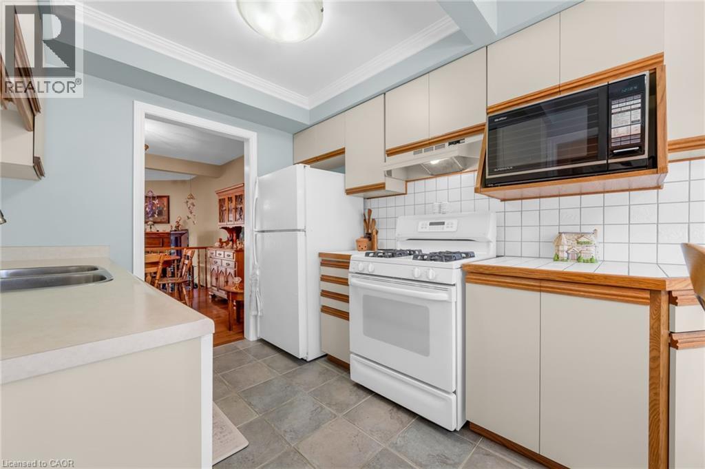 15 Ellington Avenue Unit# 3, Stoney Creek, Ontario  L8E 4P3 - Photo 8 - 40776703