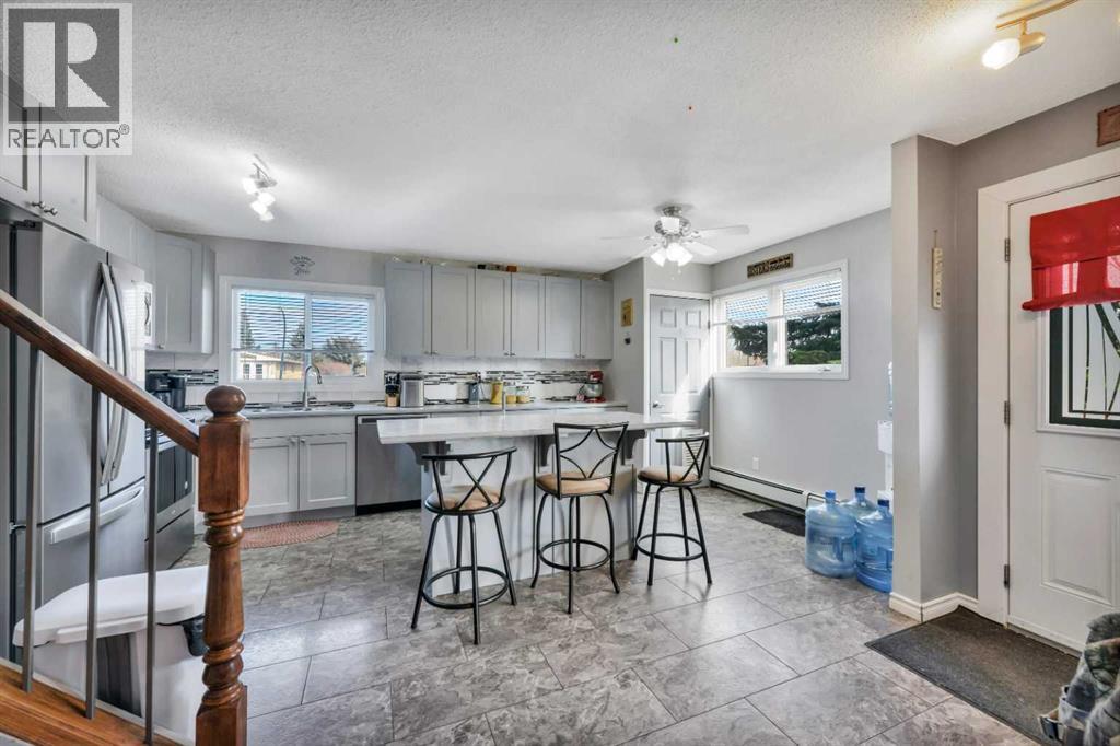 2 Greenham Drive, Red Deer, Alberta  T4P 2X4 - Photo 10 - A2257818