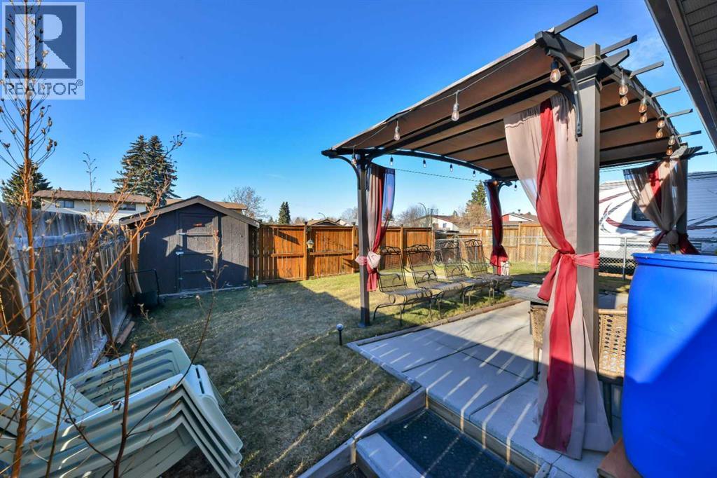 2 Greenham Drive, Red Deer, Alberta  T4P 2X4 - Photo 22 - A2257818