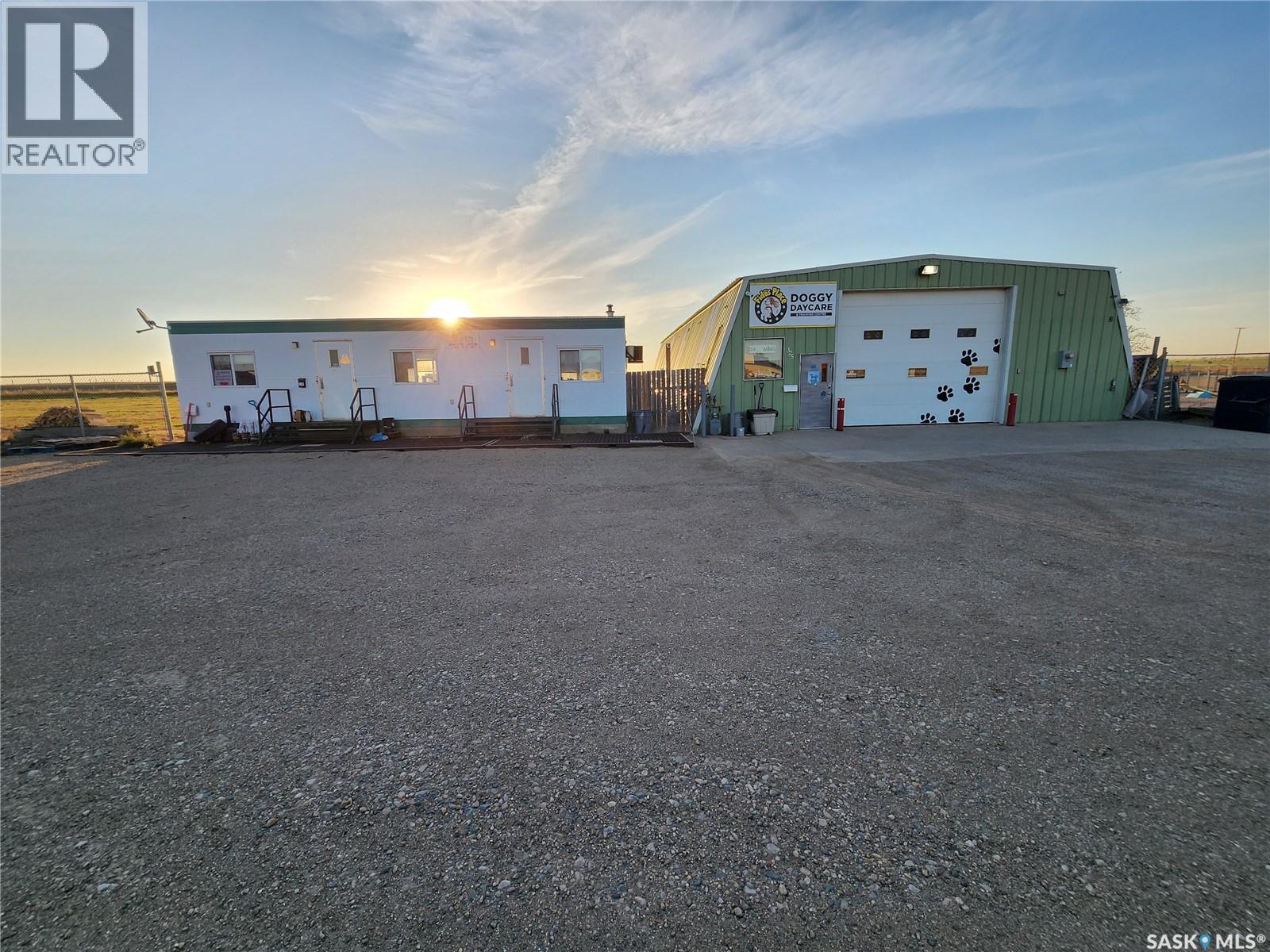 325 Queen Street, Weyburn, Saskatchewan  S4H 2L2 - Photo 2 - SK020342