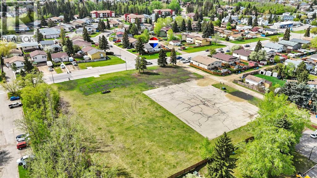 2 Greenham Drive, Red Deer, Alberta  T4P 2X4 - Photo 48 - A2257818
