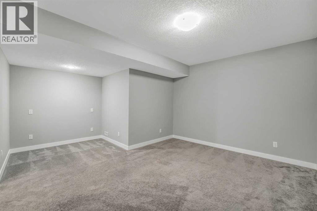 315 Hillcrest Drive Sw, Airdrie, Alberta  T4B 4C7 - Photo 25 - A2237905