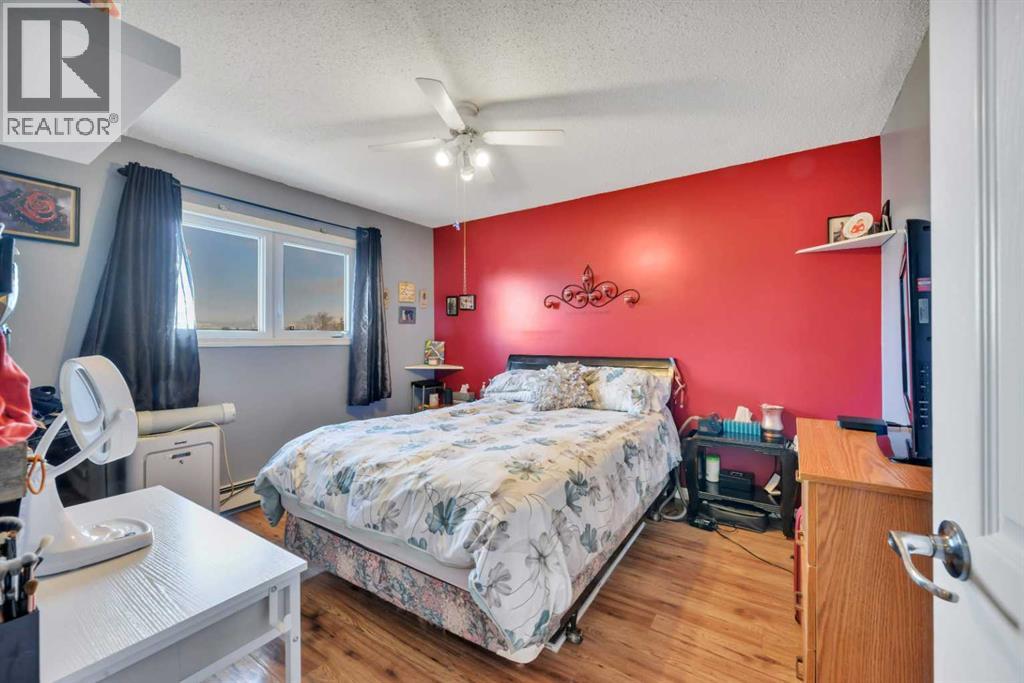 2 Greenham Drive, Red Deer, Alberta  T4P 2X4 - Photo 15 - A2257818
