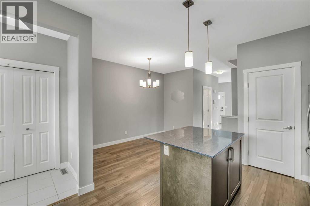 315 Hillcrest Drive Sw, Airdrie, Alberta  T4B 4C7 - Photo 12 - A2237905