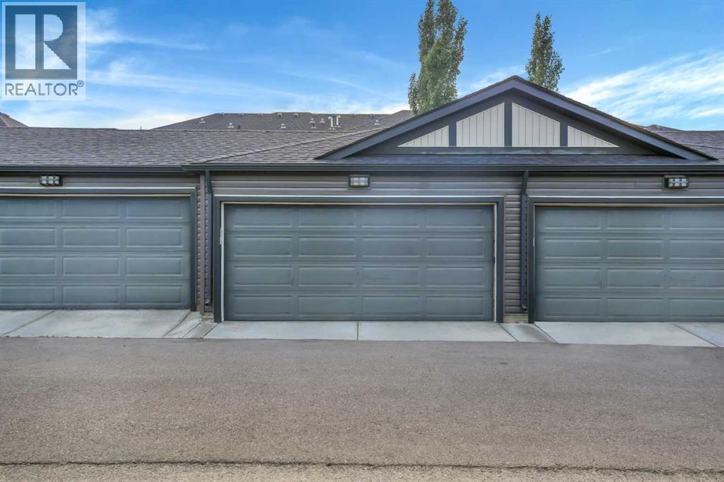 315 Hillcrest Drive Sw, Airdrie, Alberta  T4B 4C7 - Photo 34 - A2237905