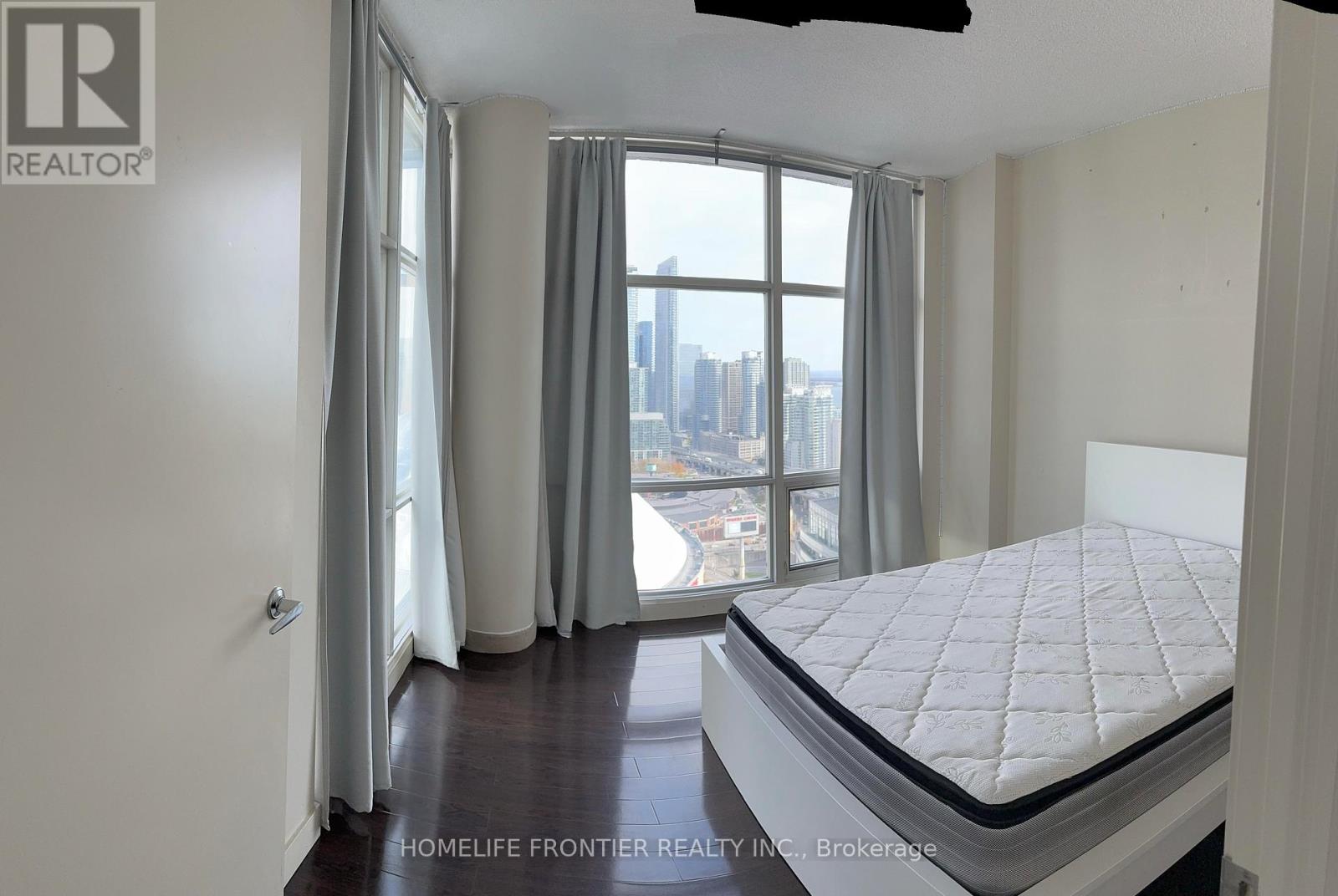 3806 - 10 Navy Wharf Court, Toronto, Ontario  M5V 3V2 - Photo 9 - C12450406
