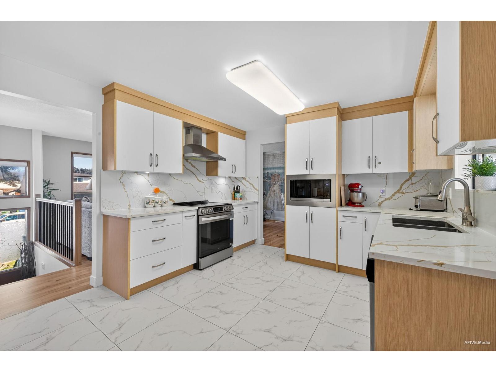 3443 Shuswap Terrace, Abbotsford, British Columbia  V2T 4Z4 - Photo 6 - R3056055