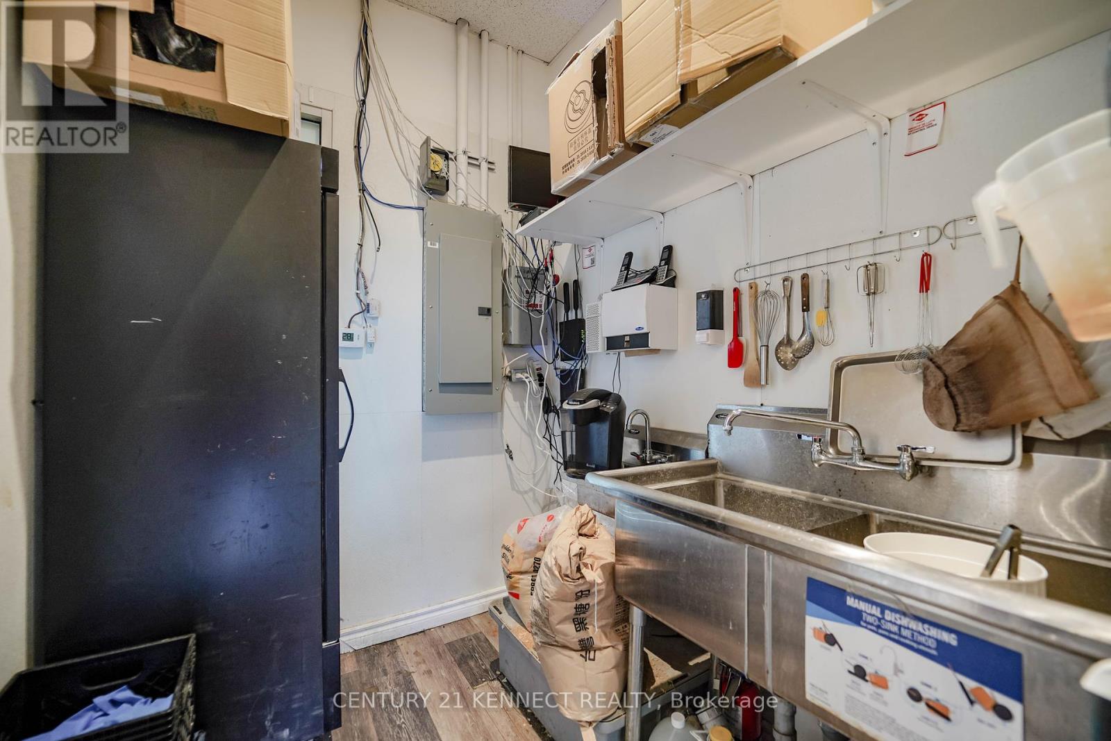 8 - 505 Highway 7 East, Markham, Ontario  L3T 7T1 - Photo 33 - N12448989