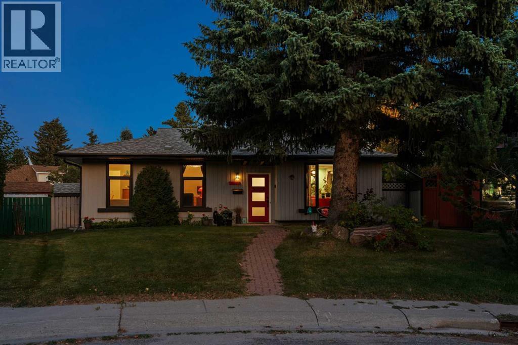 224 Cedarbrae Crescent Sw, Calgary, Alberta  T2W 1Y4 - Photo 3 - A2260385