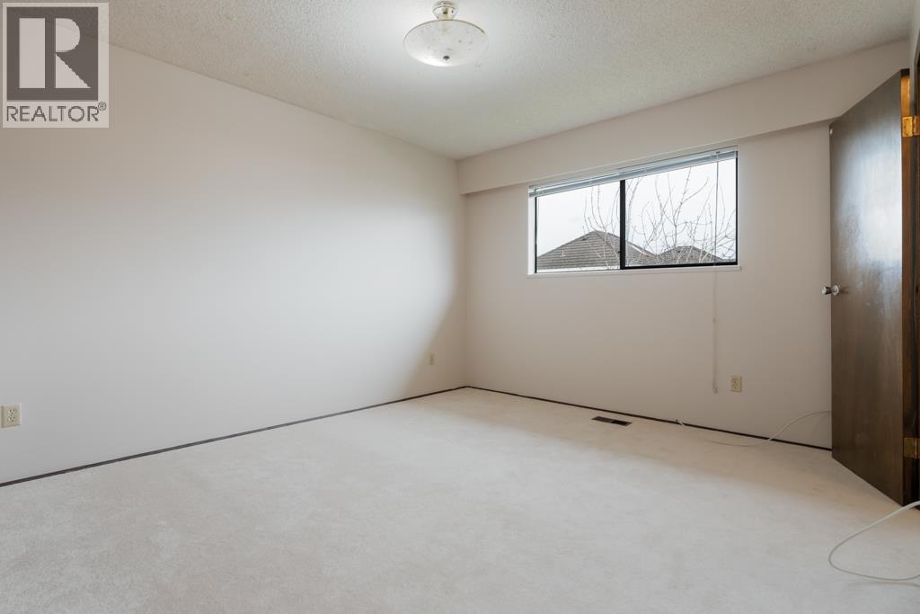 8411 Rideau Drive, Richmond, British Columbia  V7A 4M6 - Photo 19 - R3055951