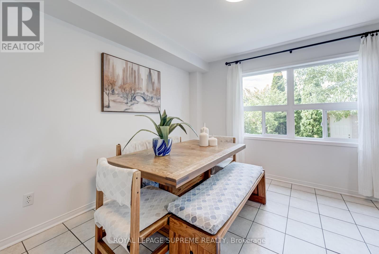 594 Napa Valley Avenue, Vaughan, Ontario  L4H 1R1 - Photo 12 - N12450529