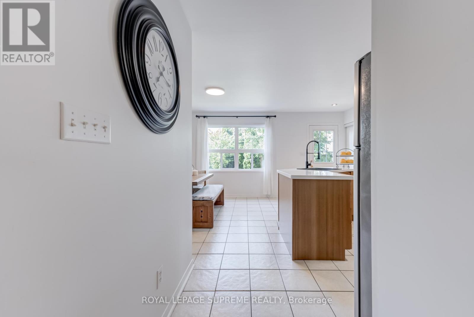 594 Napa Valley Avenue, Vaughan, Ontario  L4H 1R1 - Photo 6 - N12450529