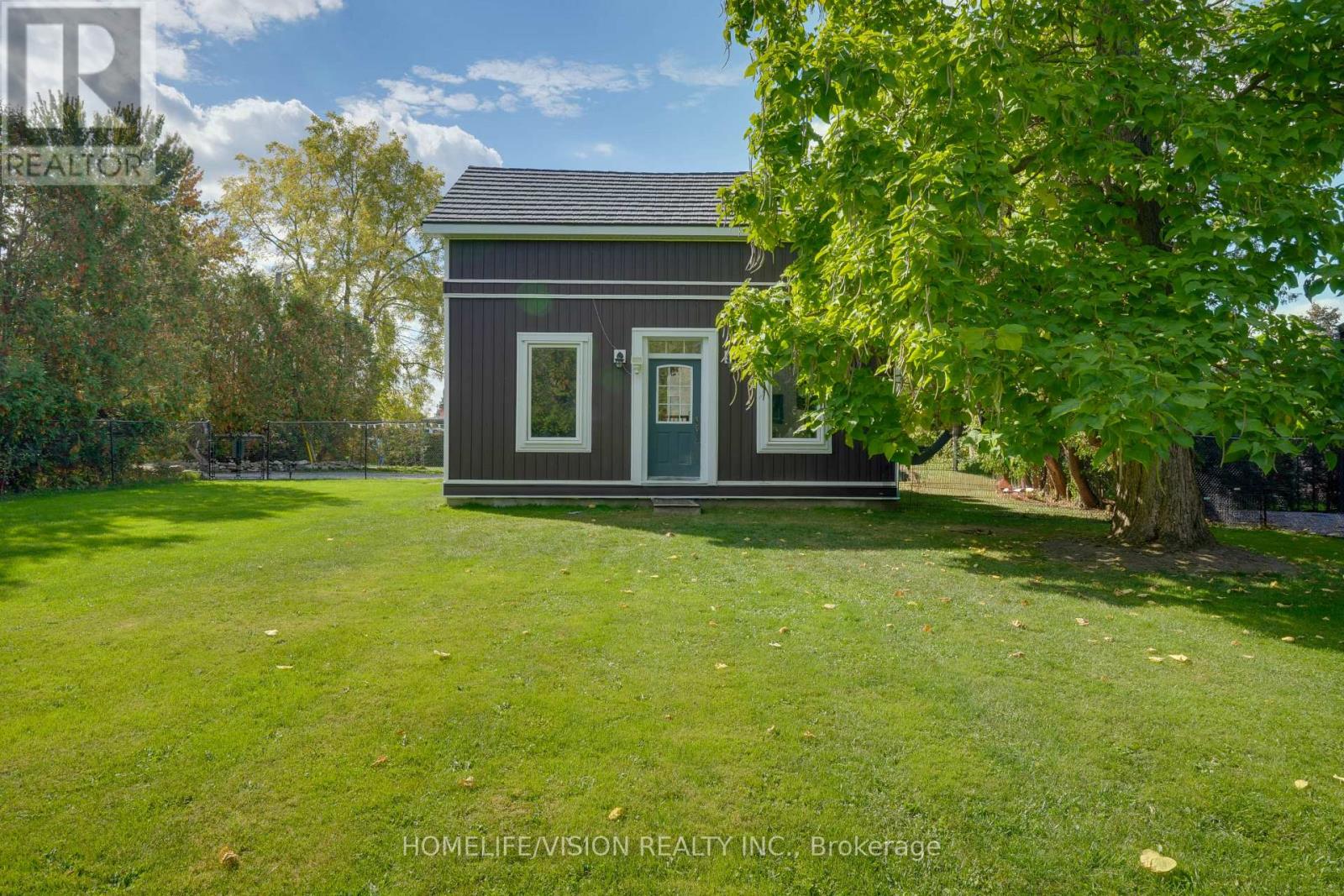 65 Bolster Lane, Georgina, Ontario  L0E 1N0 - Photo 7 - N12450534