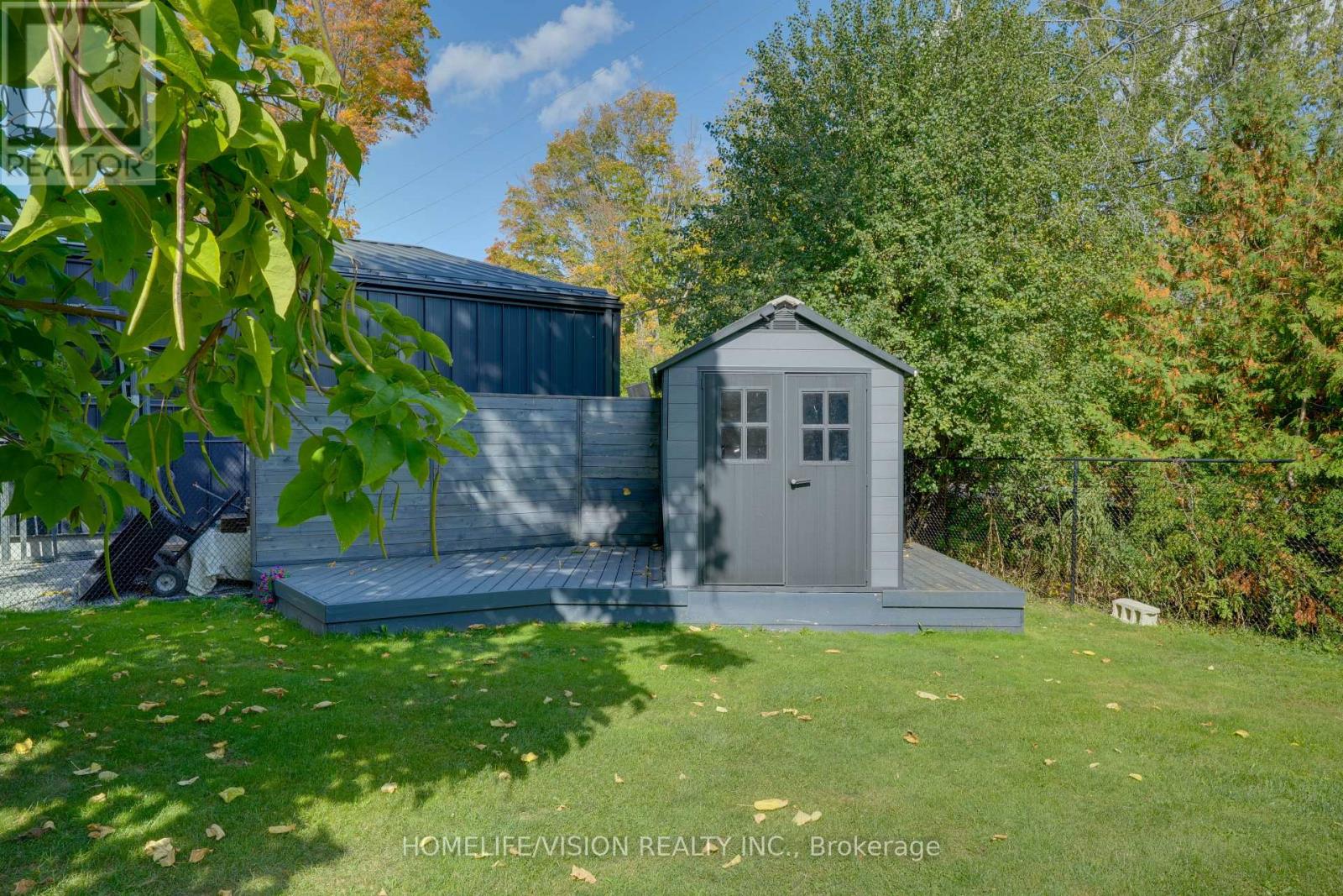 65 Bolster Lane, Georgina, Ontario  L0E 1N0 - Photo 9 - N12450534