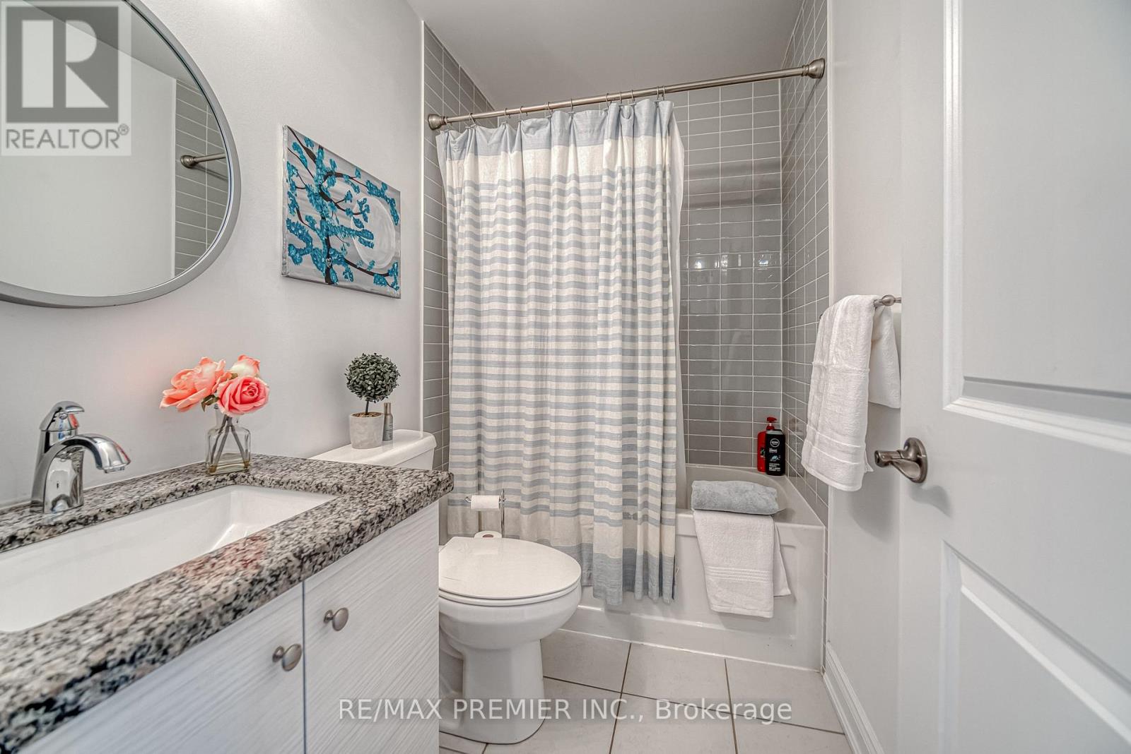 1878 Lamstone Street, Innisfil, Ontario  L9S 4Z8 - Photo 25 - N12450535