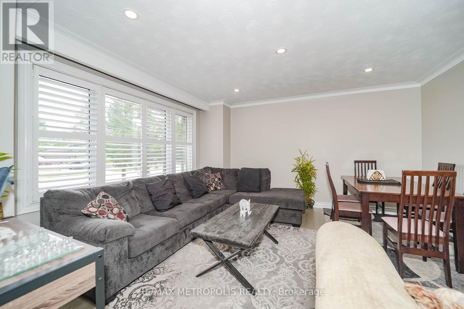 23 Hawman Avenue, King, Ontario  L0G 1N0 - Photo 18 - N12450588