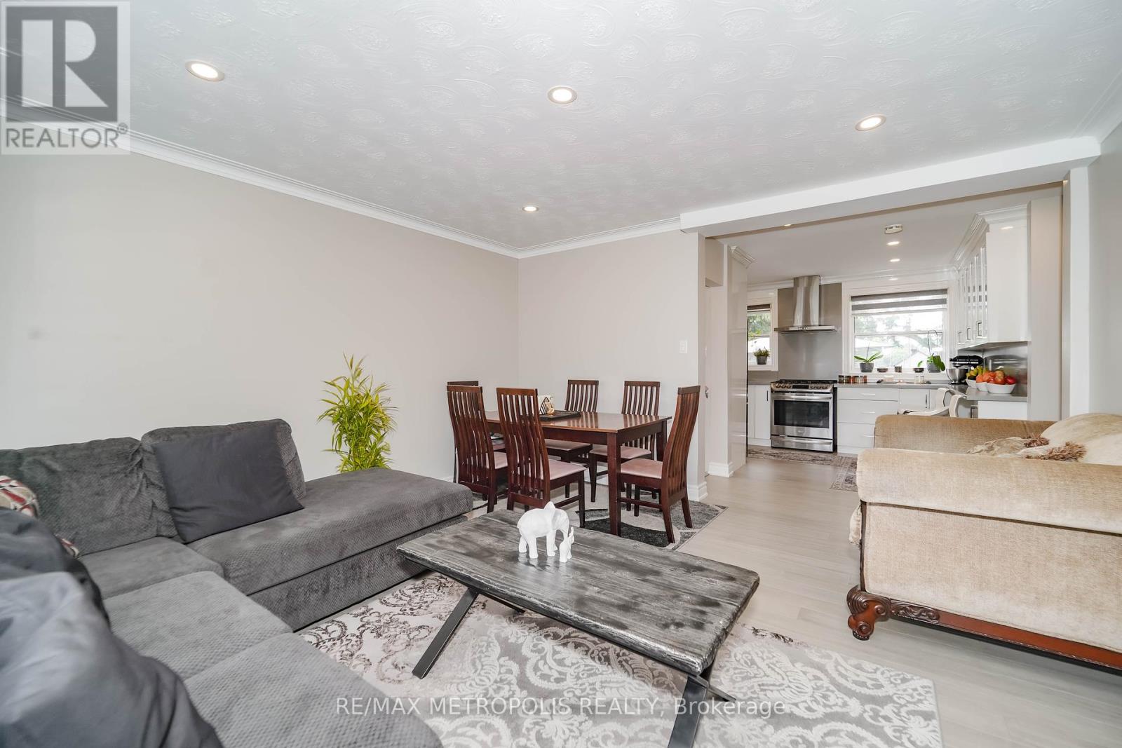 23 Hawman Avenue, King, Ontario  L0G 1N0 - Photo 21 - N12450588