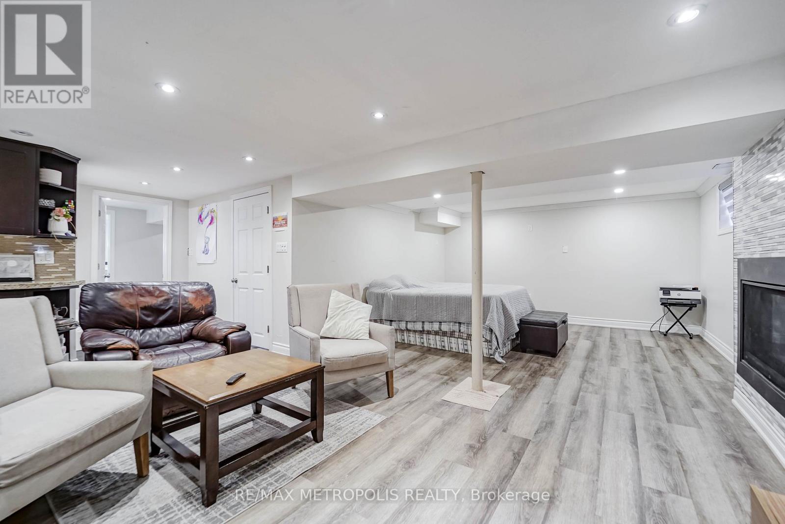 23 Hawman Avenue, King, Ontario  L0G 1N0 - Photo 45 - N12450588