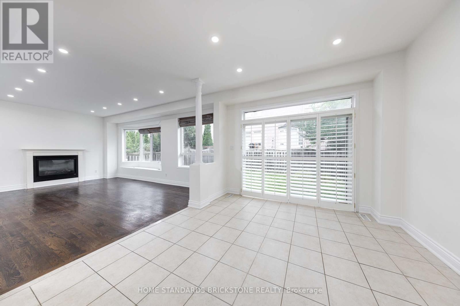 76 Leameadow Road, Vaughan, Ontario  L4J 8T5 - Photo 14 - N12450594