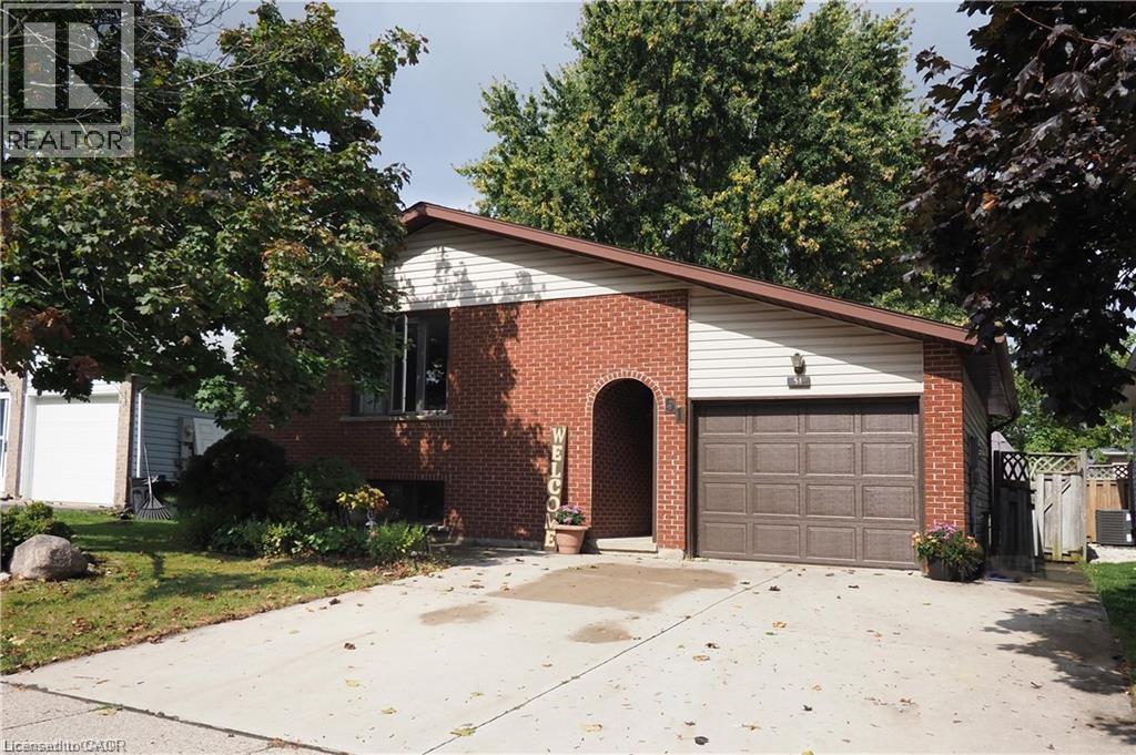 51 Memory Lane, Cambridge, Ontario  N3C 3W9 - Photo 3 - 40777112