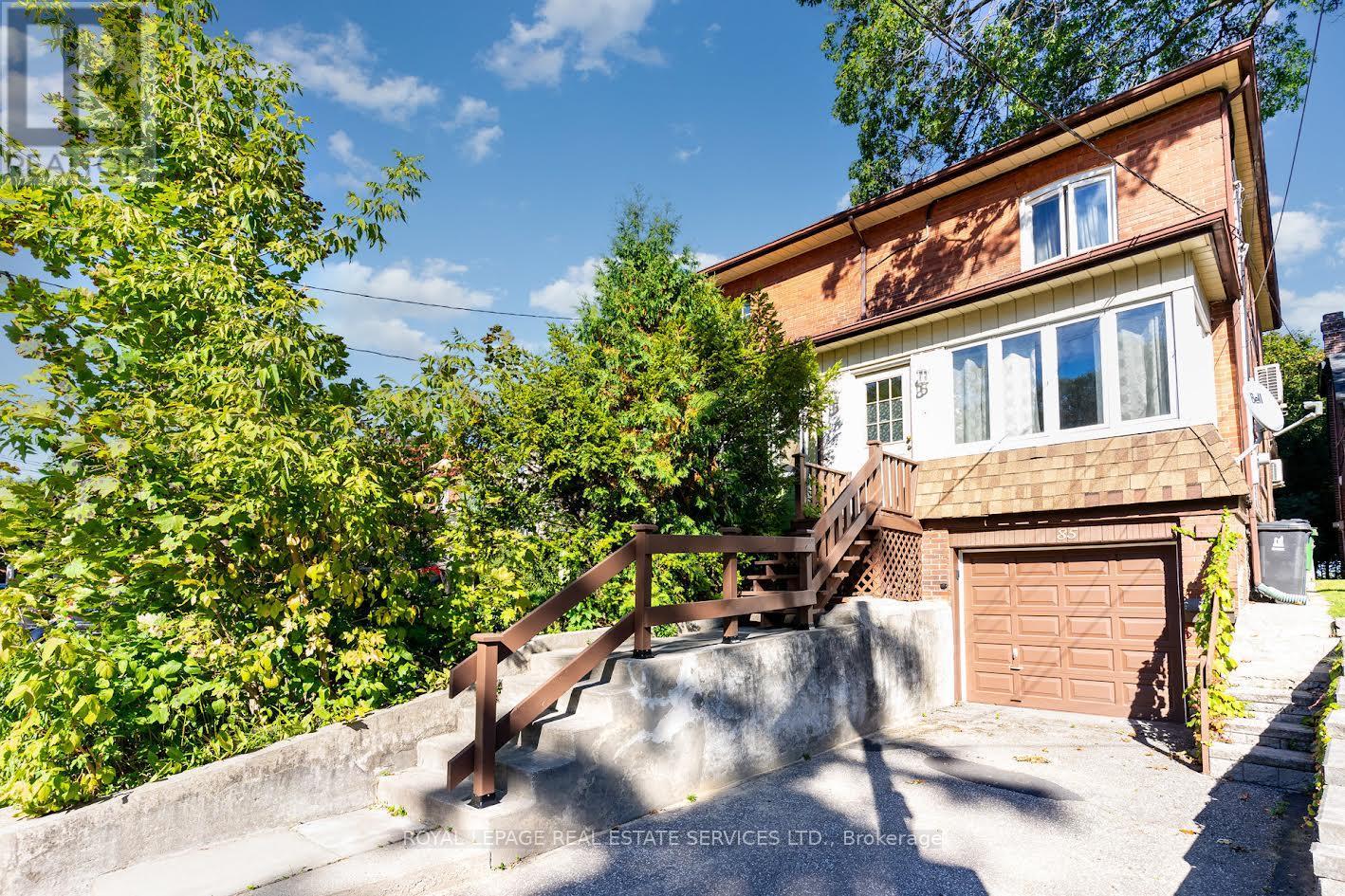 85 Kennedy Avenue, Toronto, Ontario  M6S 2X8 - Photo 2 - W12450510