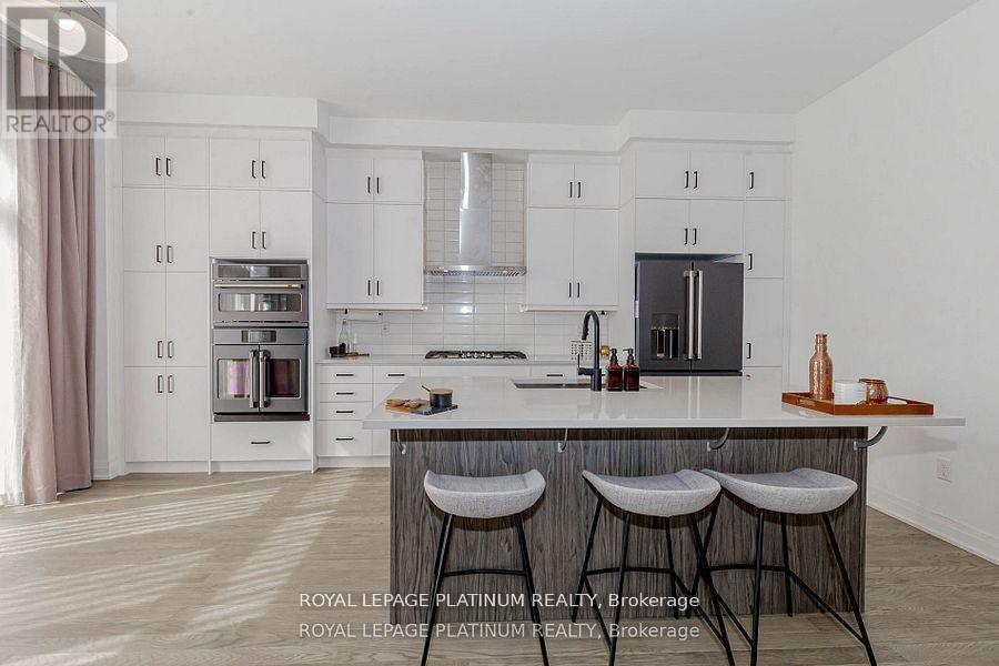 1343 Marblehead Road, Oakville, Ontario  L6M 5N7 - Photo 14 - W12450511