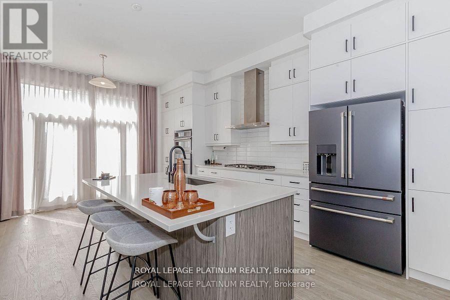 1343 Marblehead Road, Oakville, Ontario  L6M 5N7 - Photo 17 - W12450511