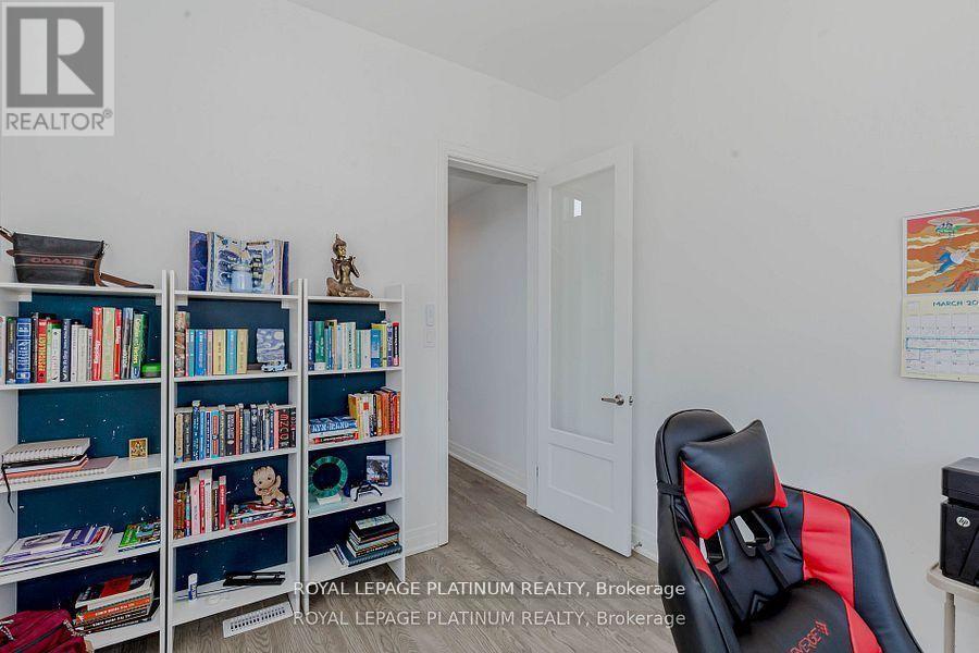 1343 Marblehead Road, Oakville, Ontario  L6M 5N7 - Photo 31 - W12450511