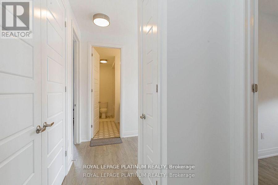 1343 Marblehead Road, Oakville, Ontario  L6M 5N7 - Photo 44 - W12450511