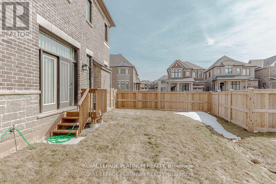 1343 Marblehead Road, Oakville, Ontario  L6M 5N7 - Photo 49 - W12450511