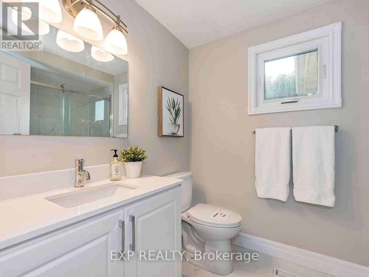 Main - 3101 Tours Road, Mississauga, Ontario  L5N 3H9 - Photo 16 - W12450528