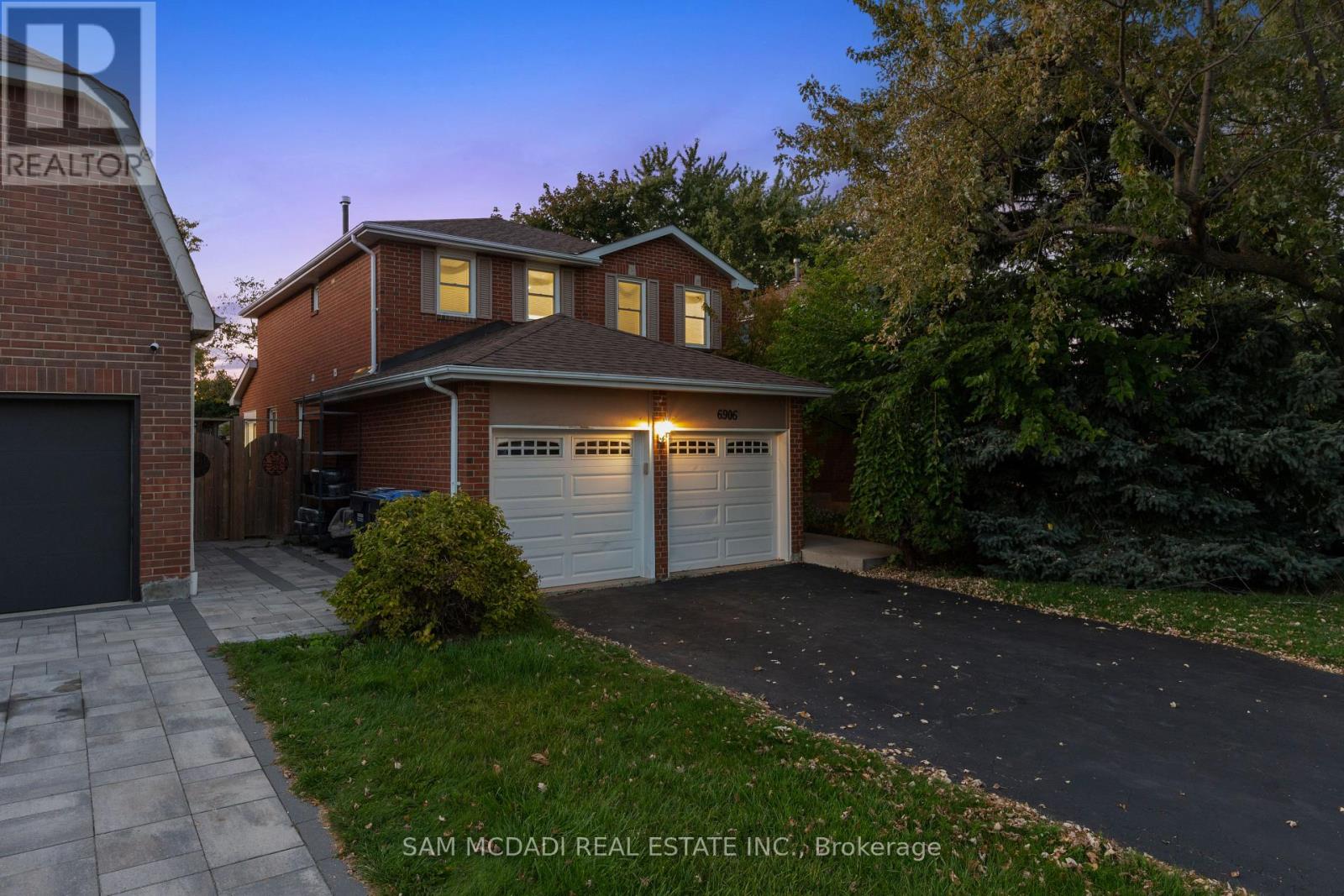 6906 Hickling Crescent, Mississauga, Ontario  L5N 5A8 - Photo 47 - W12450571
