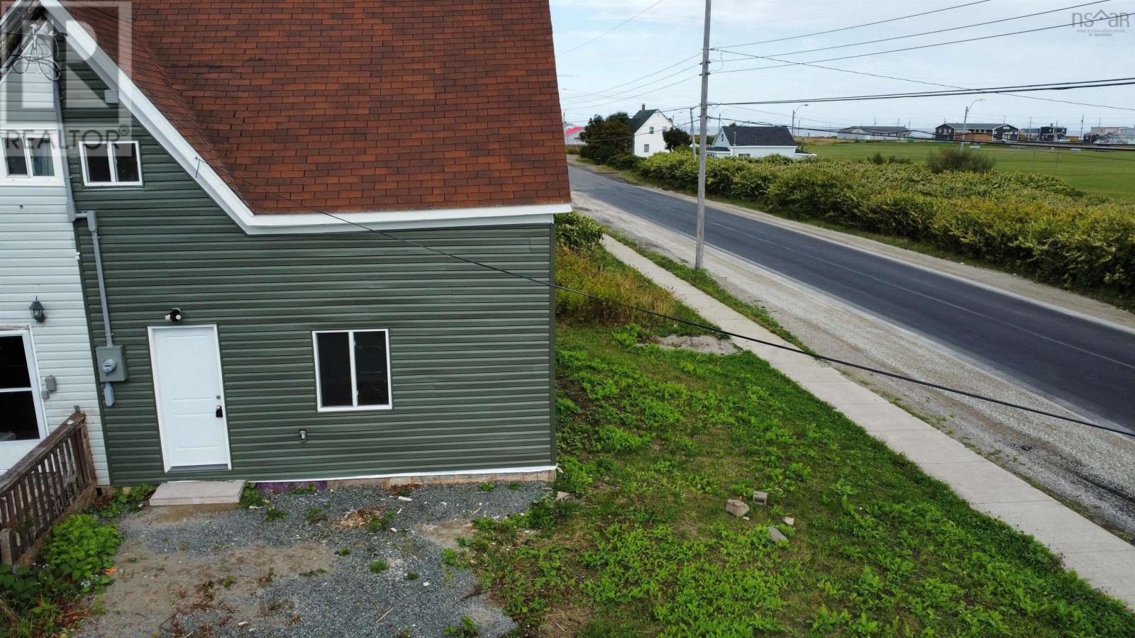 51 Second Street, Glace Bay, Nova Scotia  B1P 4E7 - Photo 2 - 202523273