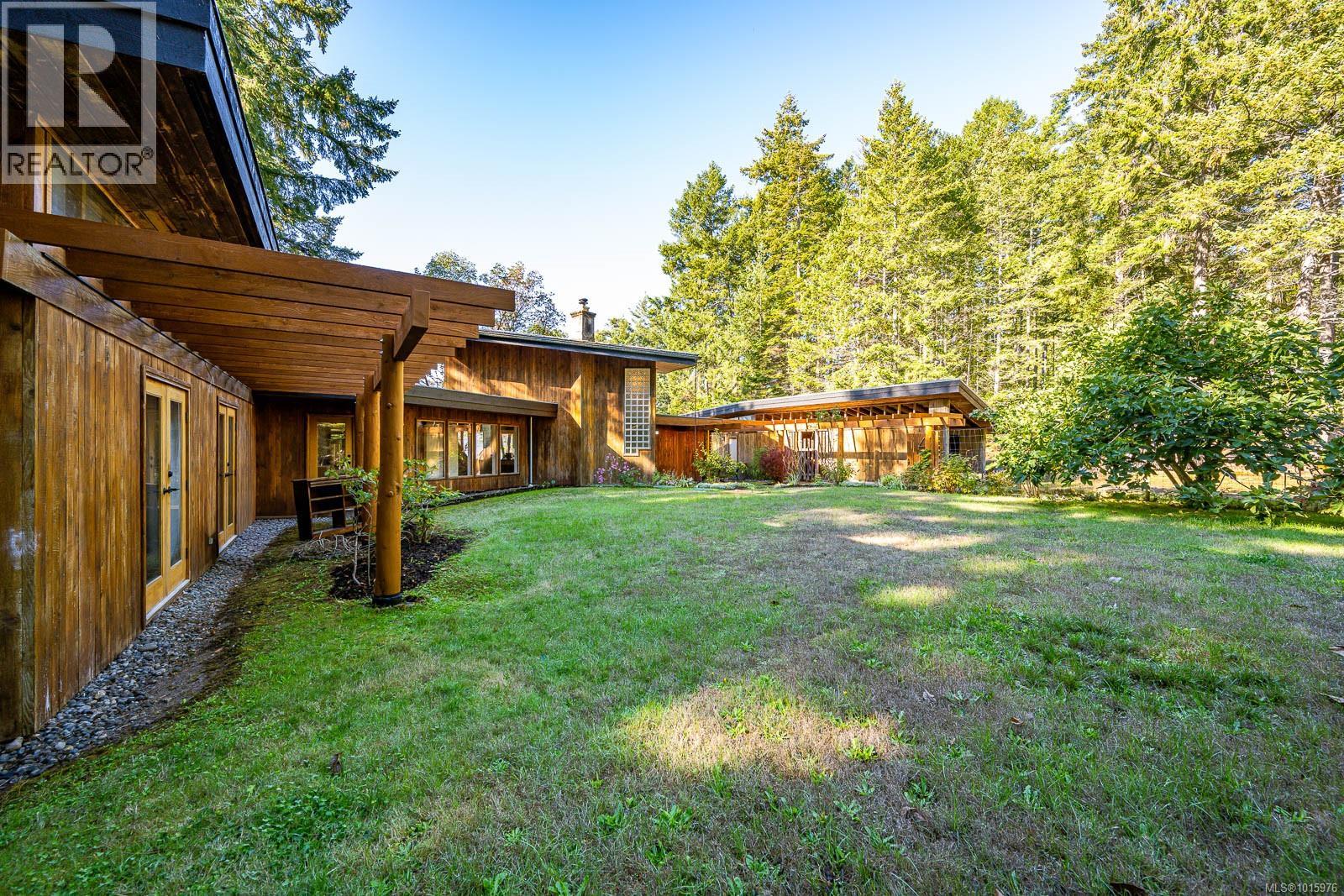 6161 Lacon Rd, Denman Island, British Columbia  V0R 1T0 - Photo 34 - 1015976
