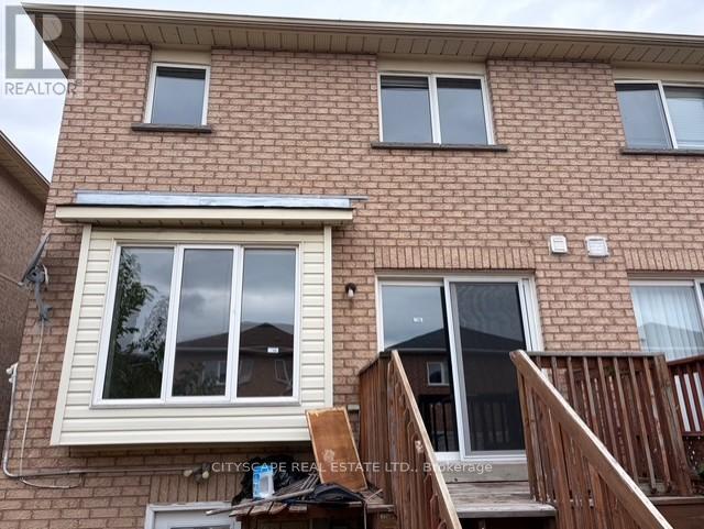 964 Sonoma Court, Mississauga, Ontario  L5V 2L4 - Photo 25 - W12450156