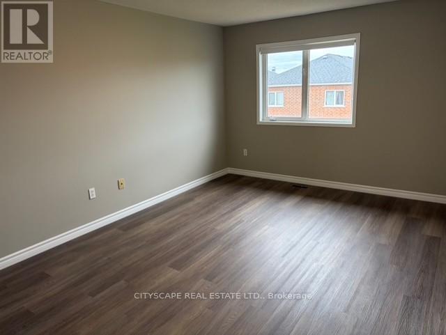 964 Sonoma Court, Mississauga, Ontario  L5V 2L4 - Photo 13 - W12450156