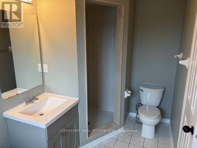 964 Sonoma Court, Mississauga, Ontario  L5V 2L4 - Photo 17 - W12450156