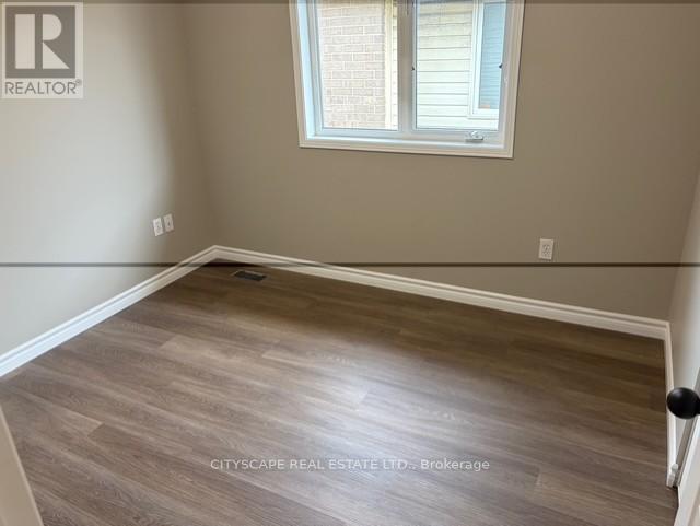 964 Sonoma Court, Mississauga, Ontario  L5V 2L4 - Photo 19 - W12450156