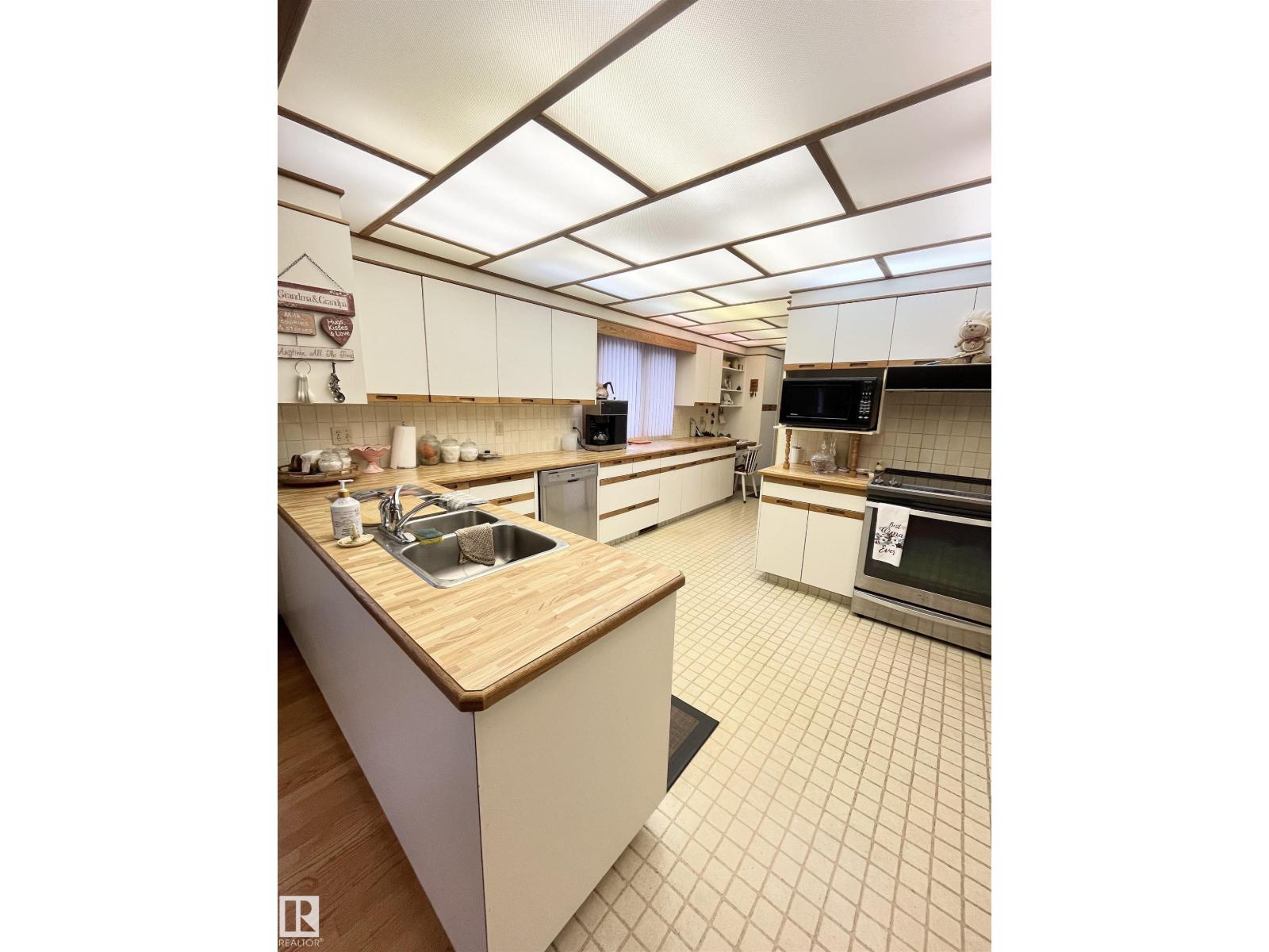 5519 60 Ave Av, Barrhead, Alberta  T7N 1C8 - Photo 20 - E4461211