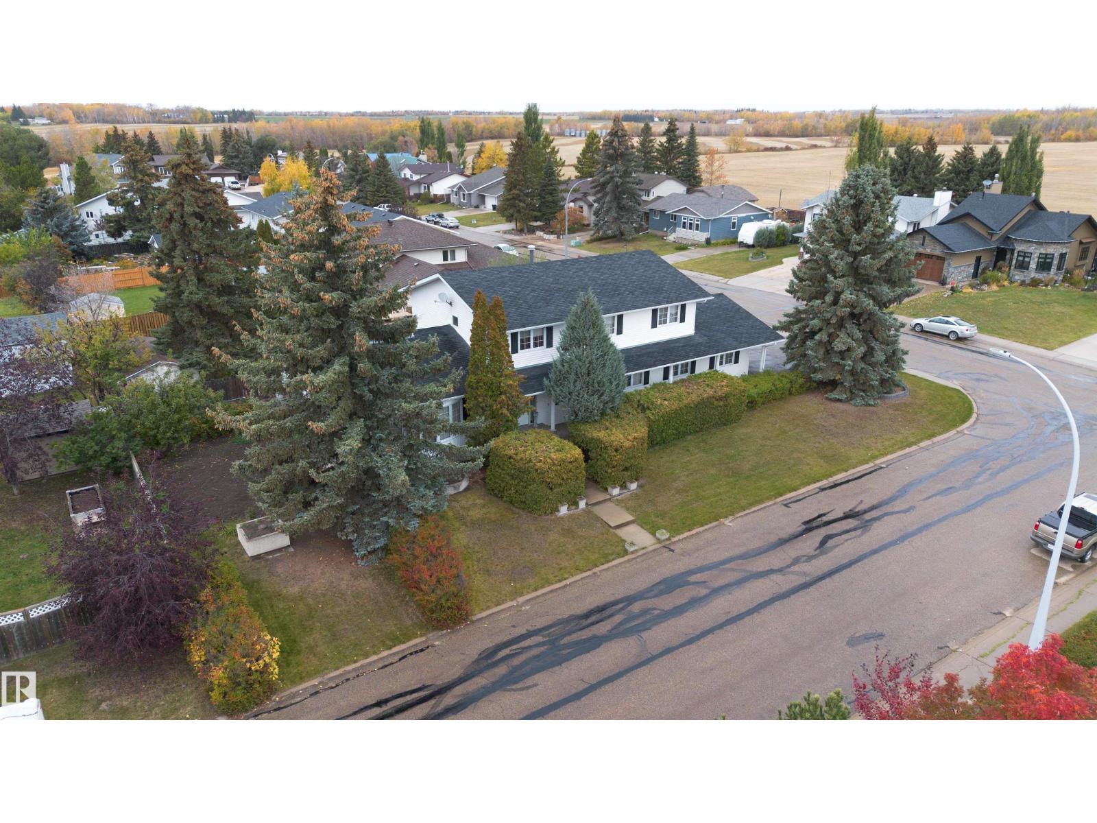 5519 60 Ave Av, Barrhead, Alberta  T7N 1C8 - Photo 3 - E4461211