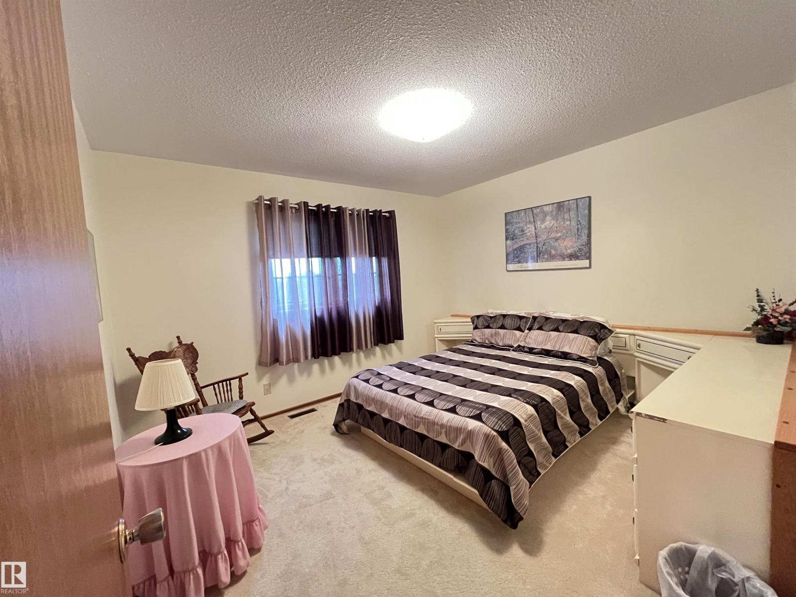 5519 60 Ave Av, Barrhead, Alberta  T7N 1C8 - Photo 37 - E4461211