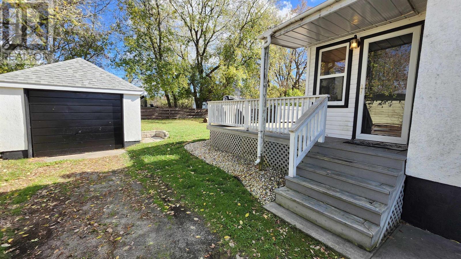 419 River St, Keewatin, Ontario  P0X 1C0 - Photo 4 - TB253171