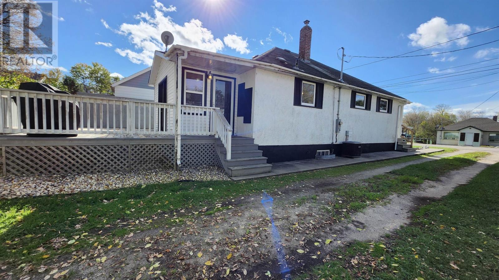 419 River St, Keewatin, Ontario  P0X 1C0 - Photo 3 - TB253171