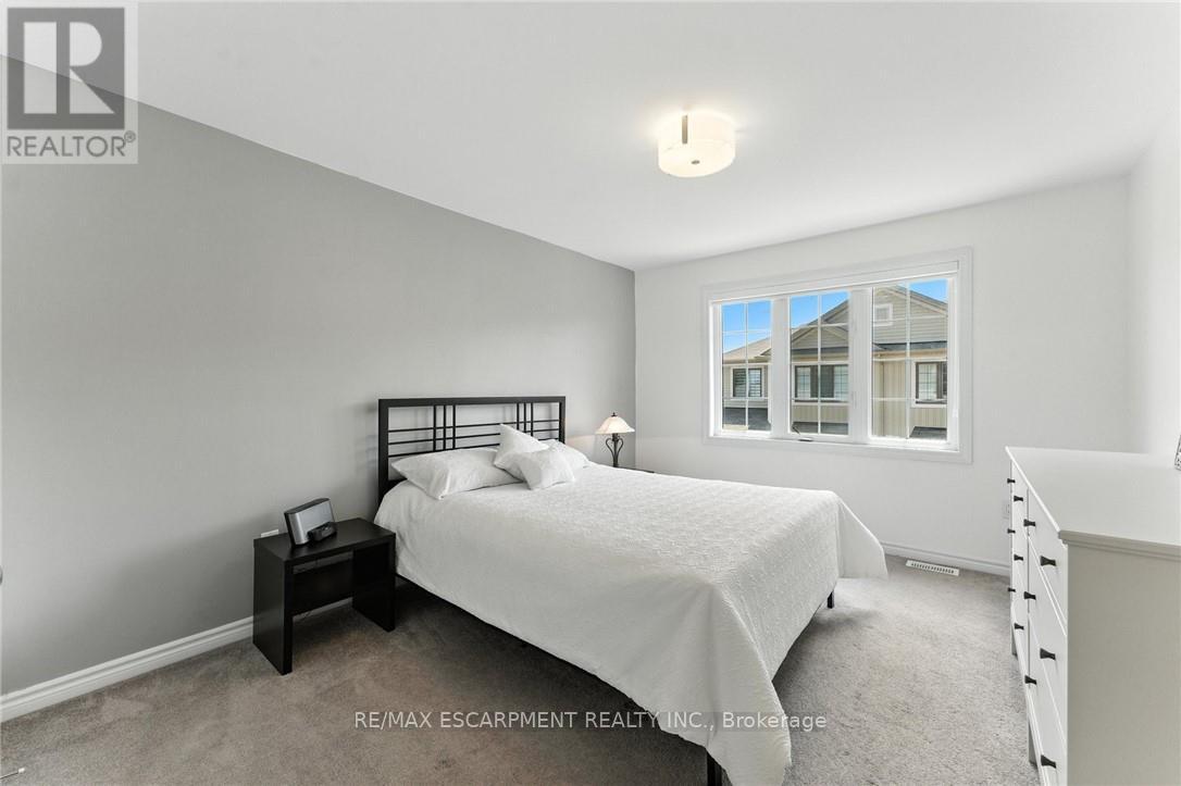 37 - 377 Glancaster Road, Hamilton, Ontario  L9G 0G4 - Photo 18 - X12450543