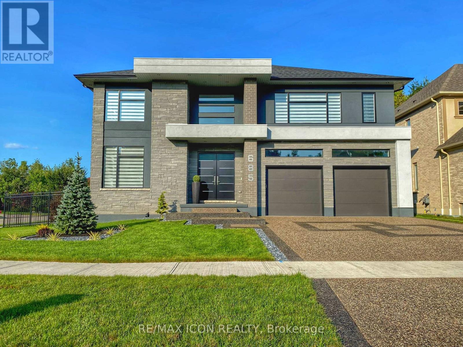685 Meadowsweet Avenue, Waterloo, Ontario  N2V 0A6 - Photo 1 - X12450567