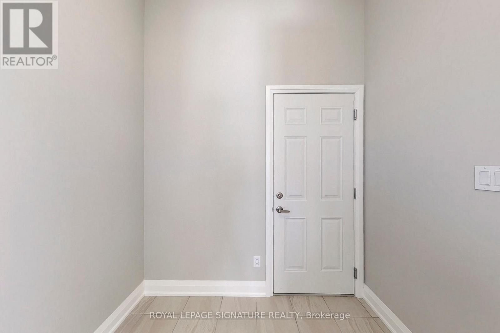 24 Hollybrook Trail, Kitchener, Ontario  N2R 0M4 - Photo 18 - X12450599