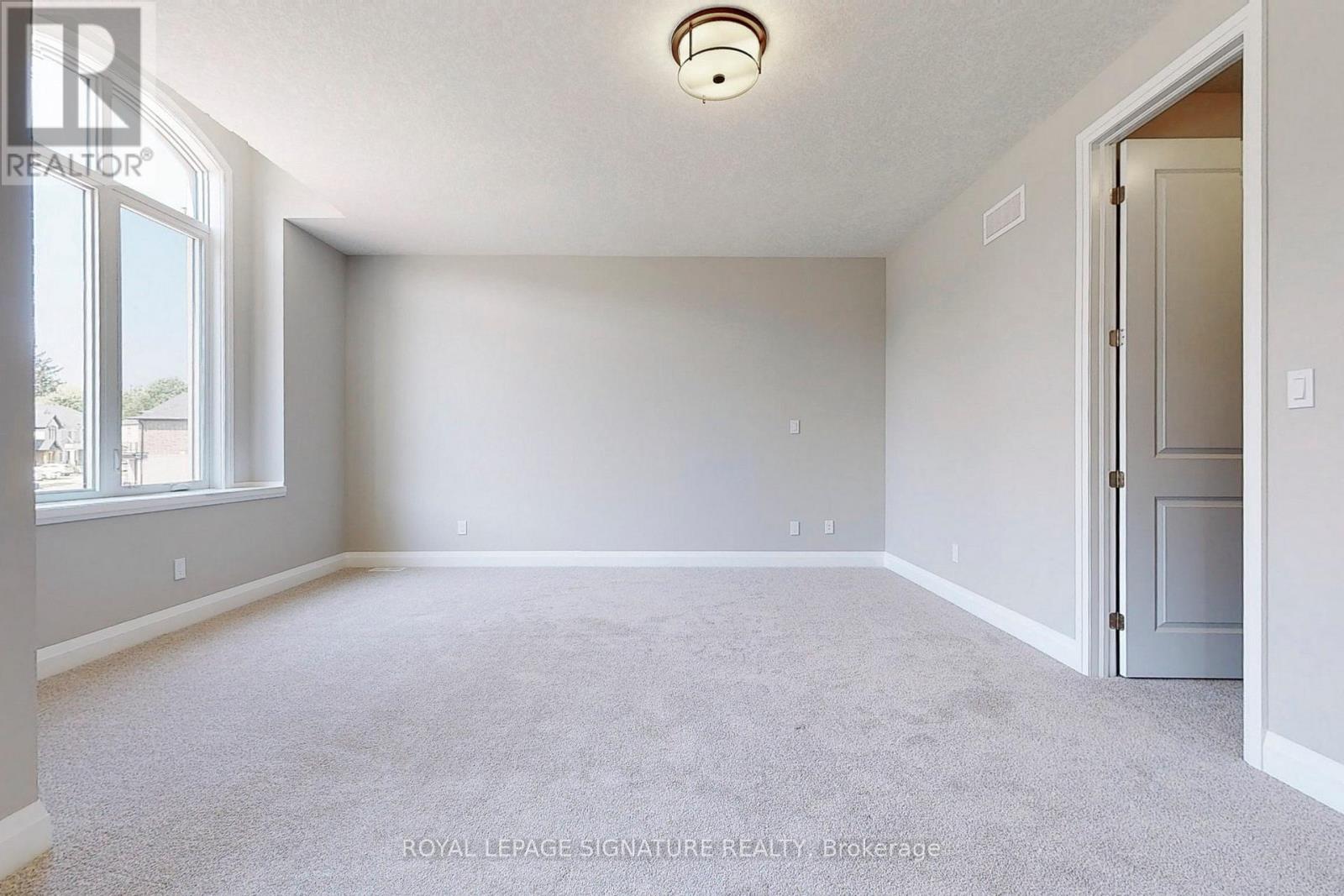 24 Hollybrook Trail, Kitchener, Ontario  N2R 0M4 - Photo 23 - X12450599