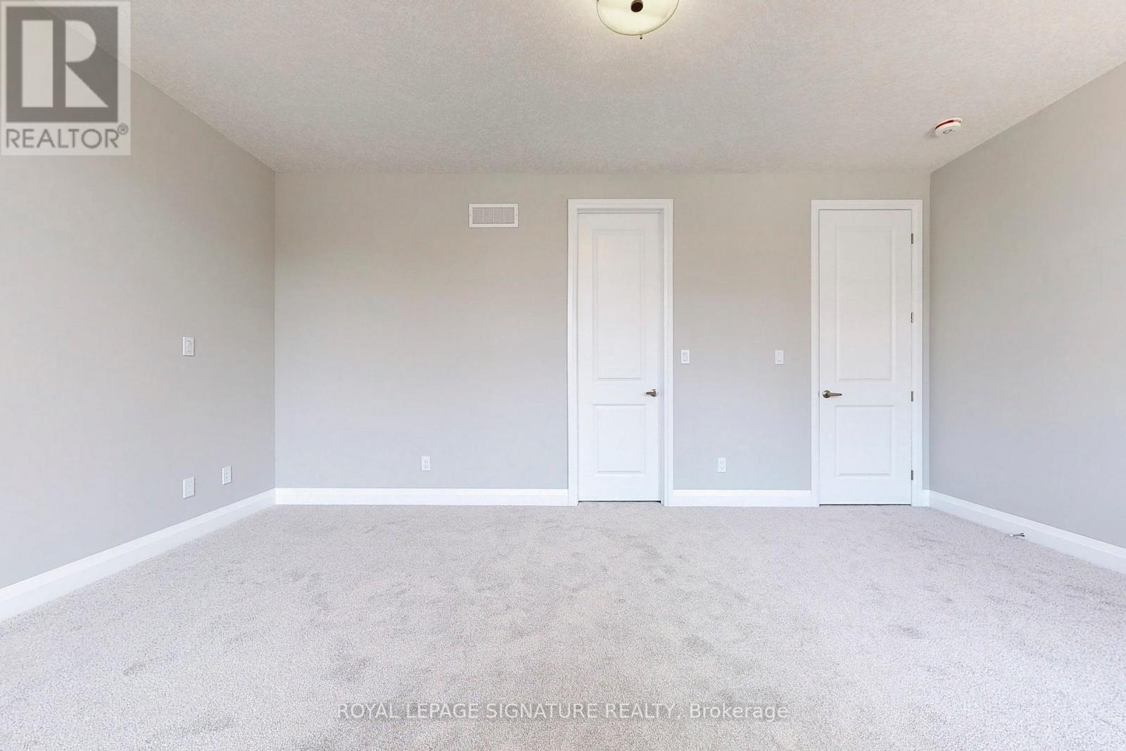 24 Hollybrook Trail, Kitchener, Ontario  N2R 0M4 - Photo 25 - X12450599